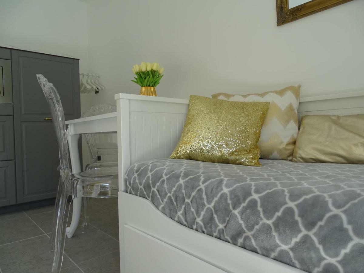Dorothy 3 Apartment Сиофок Екстериор снимка