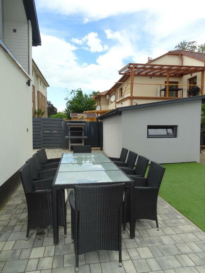 Dorothy 3 Apartment Сиофок Екстериор снимка
